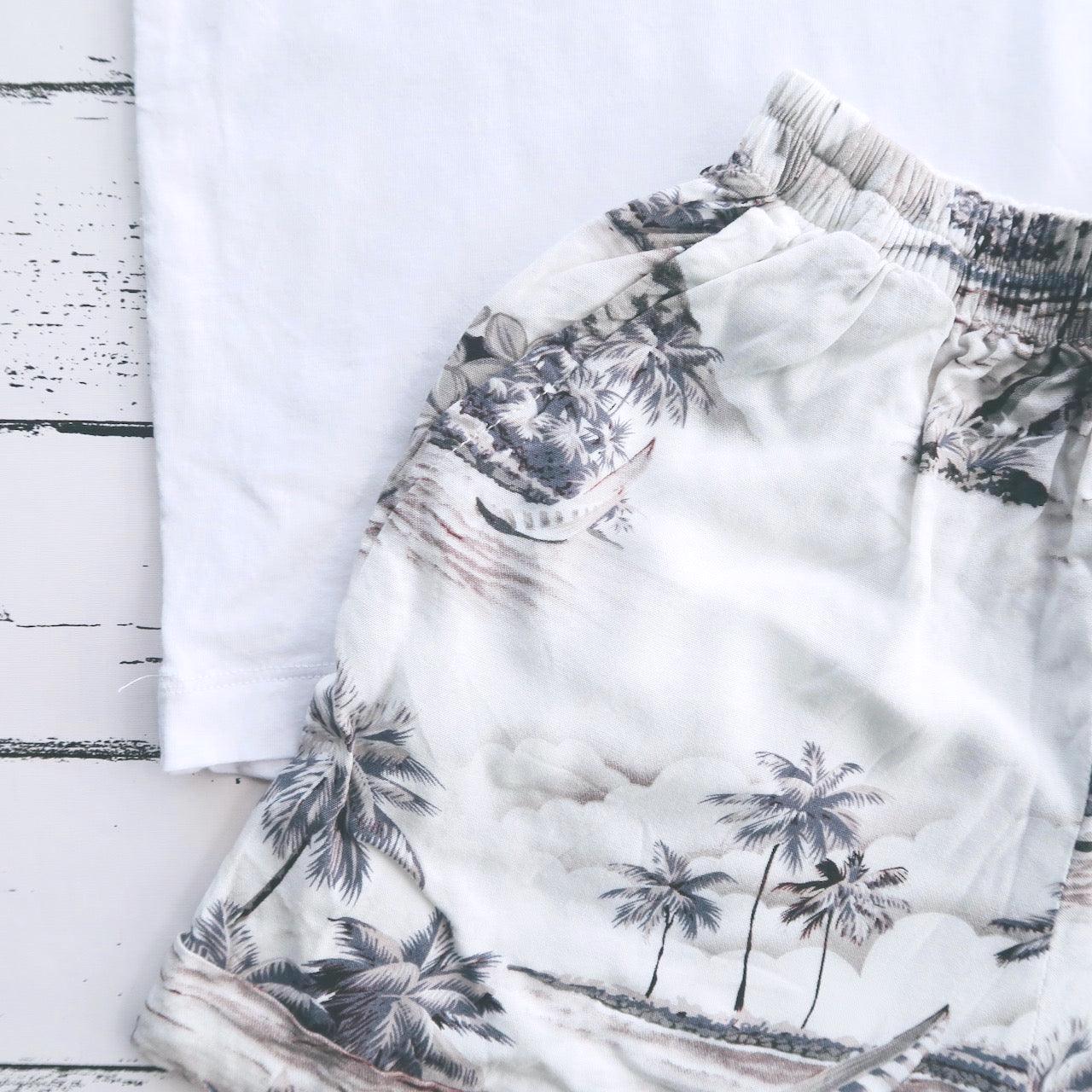 Caper Top & Shorts in Gray Beach and White Stretch
