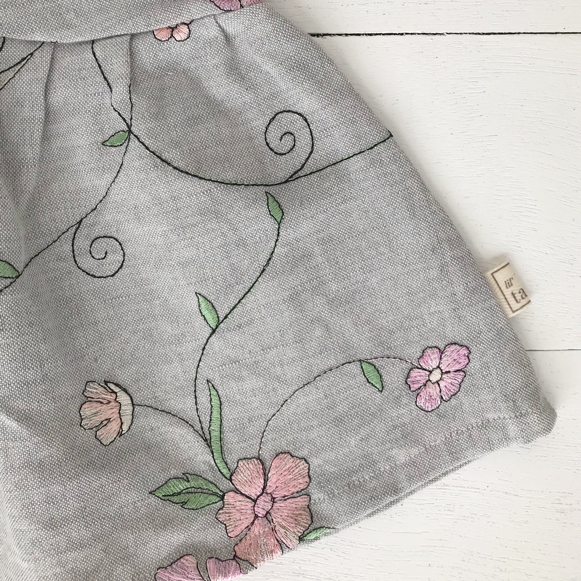 Daisy Dress in Floral Vine Embroidery - Lil' Tati