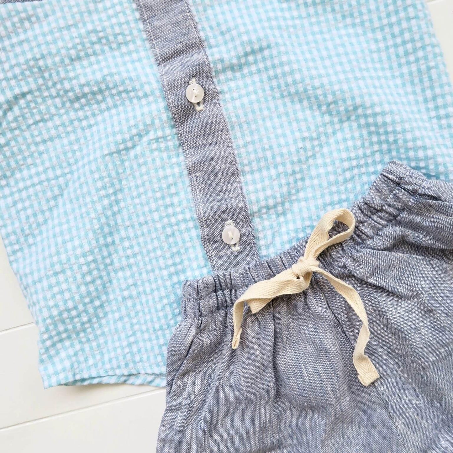 Birch Top & Shorts in Light Blue Seersucker and Dark Blue Linen - Lil' Tati