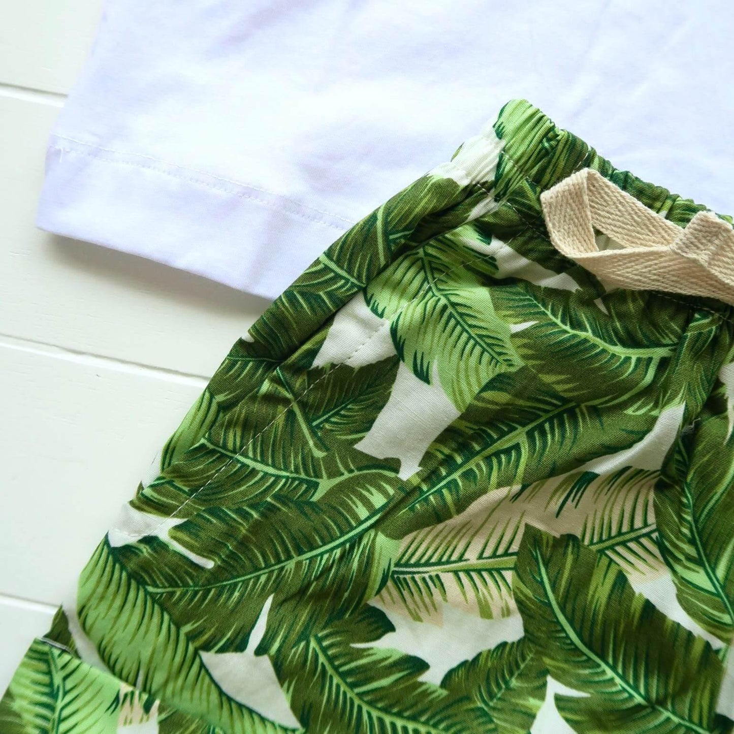 Caper Top & Shorts in Banana Leaves Print and White Stretch - Lil' Tati