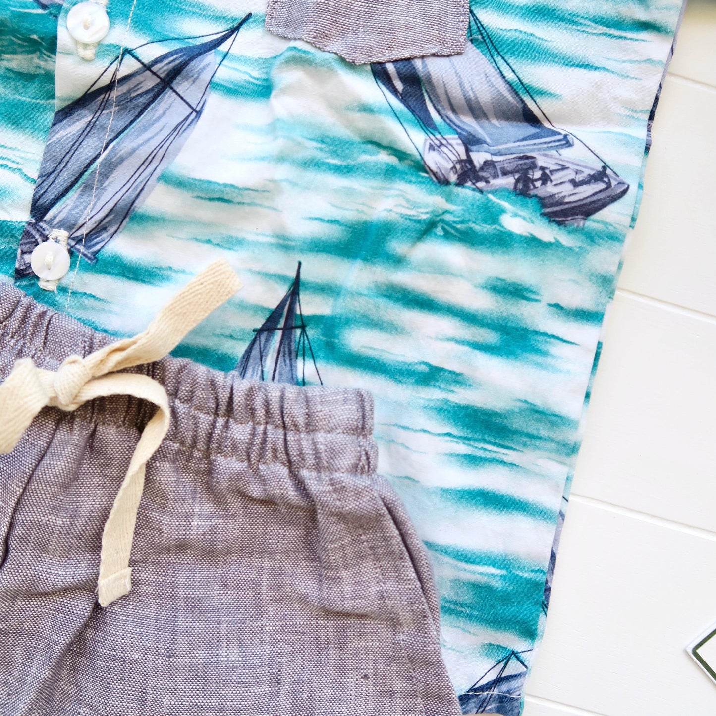 Cedar Top & Shorts in Bluegreen Sailboat and Gray Linen - Lil' Tati