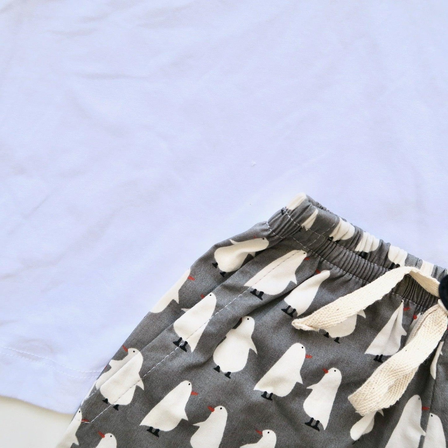 Caper Top & Shorts in Penguin Gray Print and White Stretch - Lil' Tati