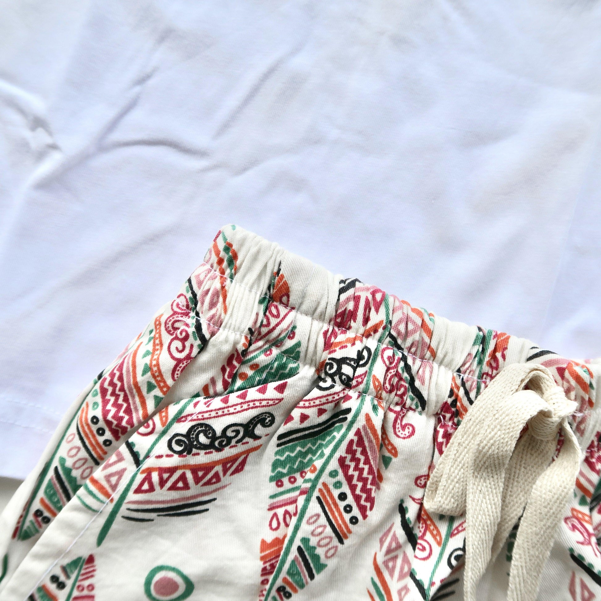Caper Top & Shorts in Vivid Feather White and White Stretch - Lil' Tati
