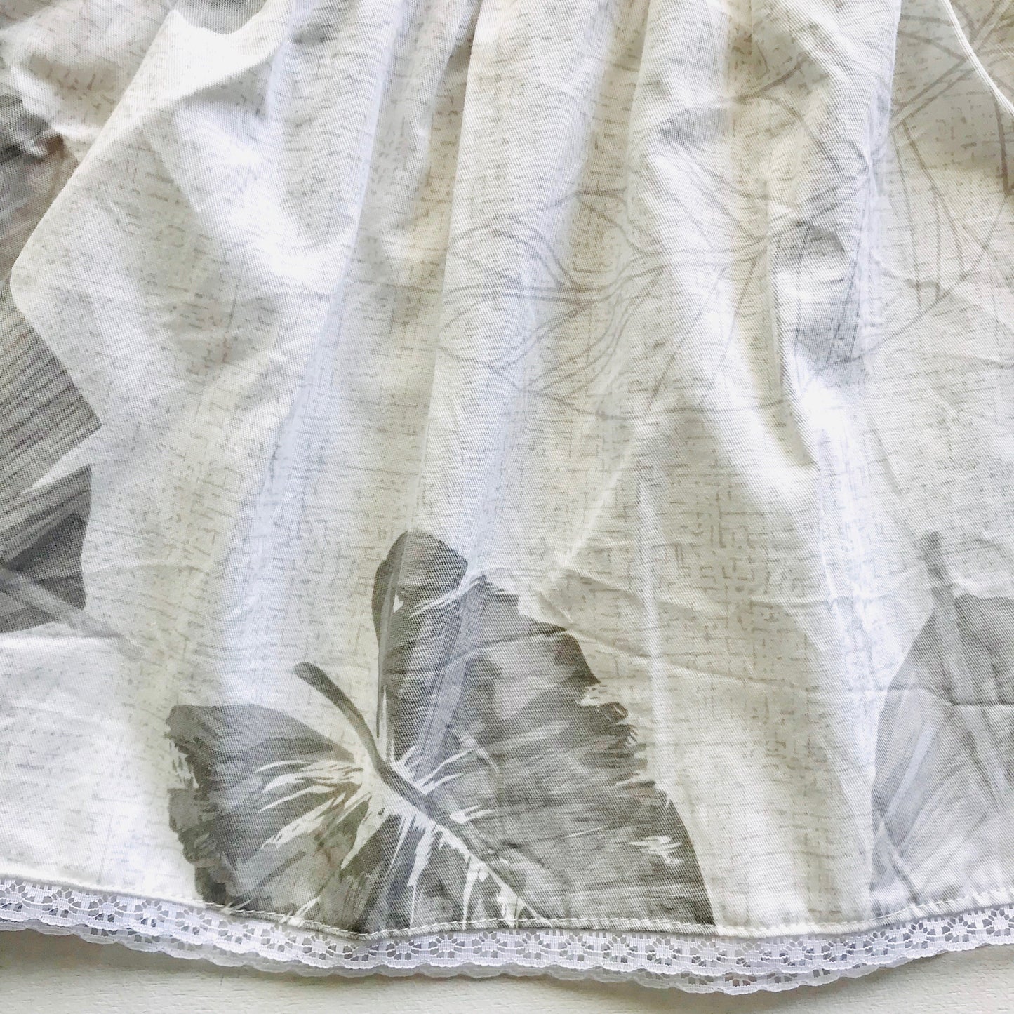 Iris Dress in Banana Leaves Gray - Lil' Tati