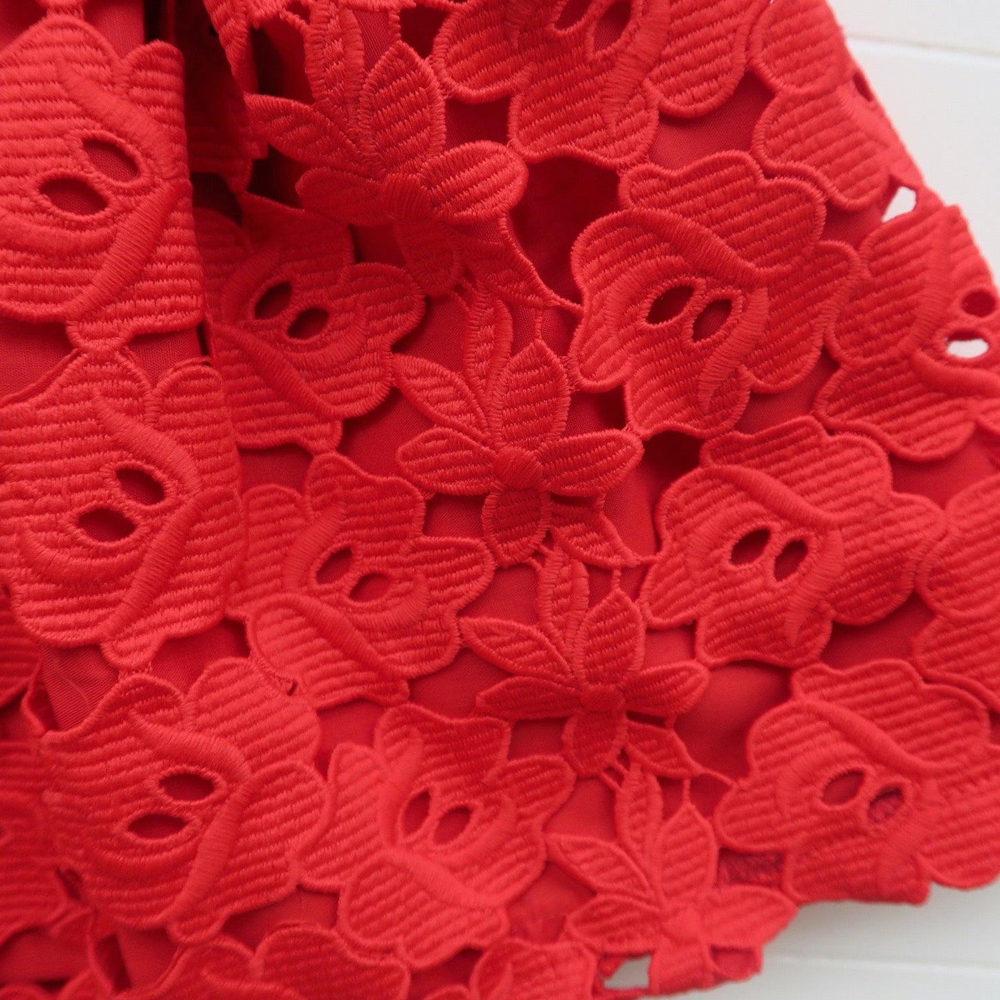 Iris Dress in Flower Lace Red - Lil' Tati