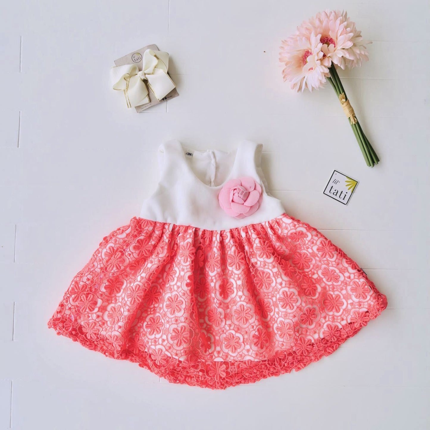 Iris Dress in White Neoprene and Coral Pink Lace - Lil' Tati