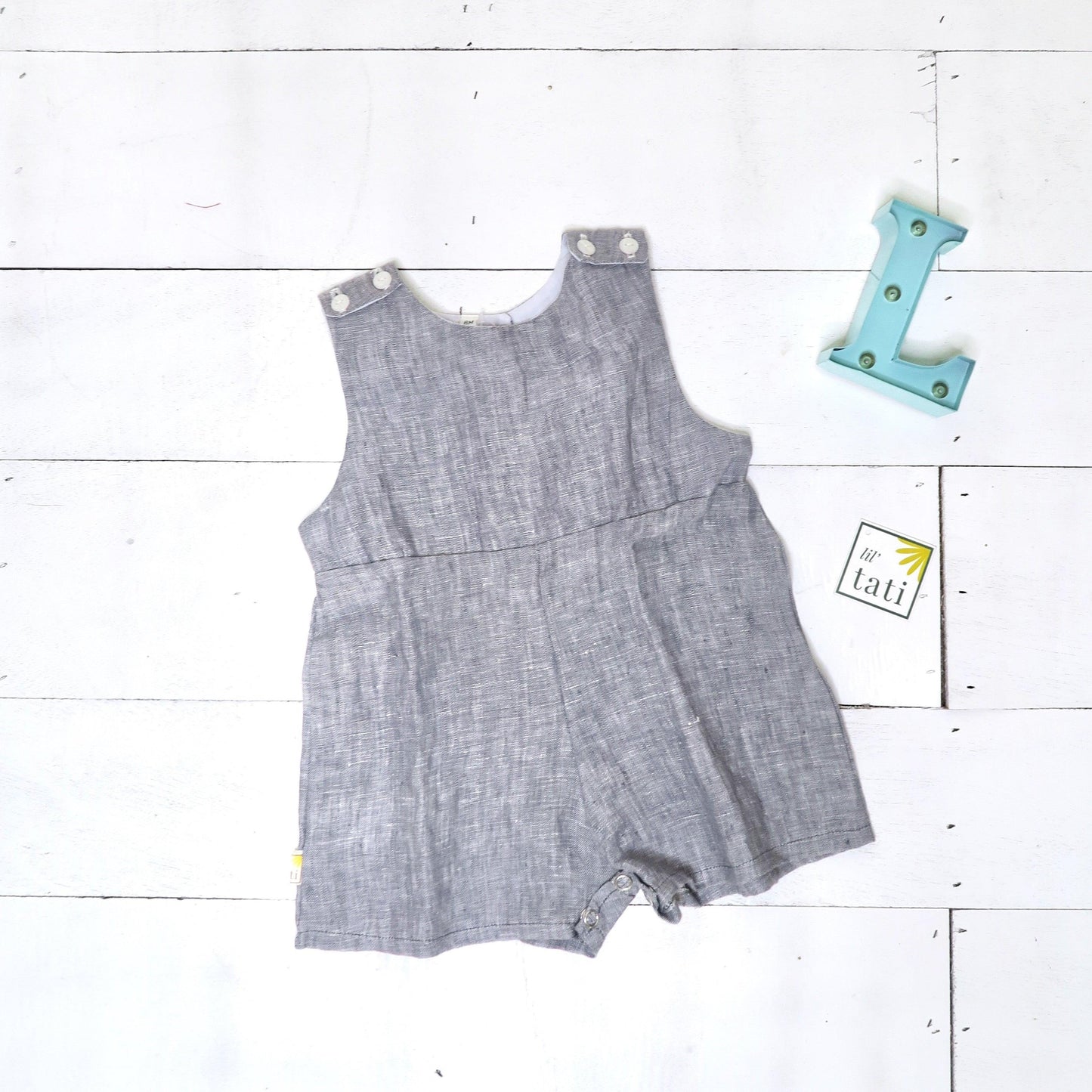 Oak Playsuit in Dark Gray Linen - Lil' Tati
