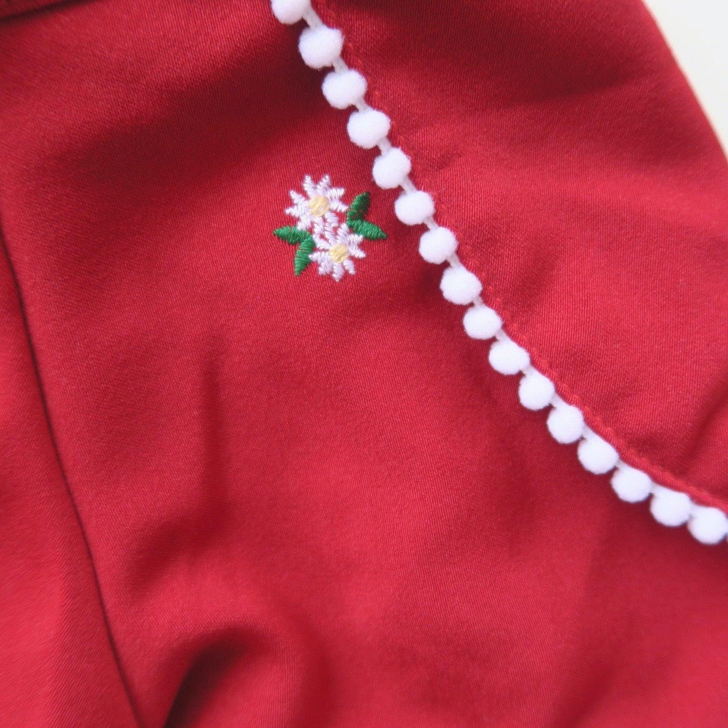 Pompom Shorts in Red Embroidery - Lil' Tati