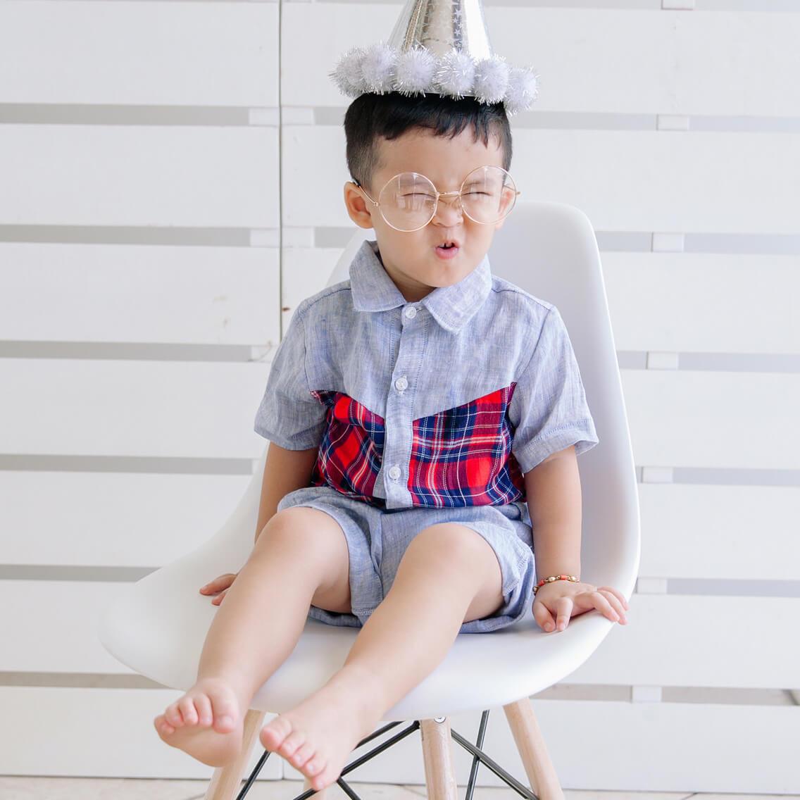 Birch Top & Shorts in Hawaiian Blue Leaves Print & Gray Linen - Lil' Tati