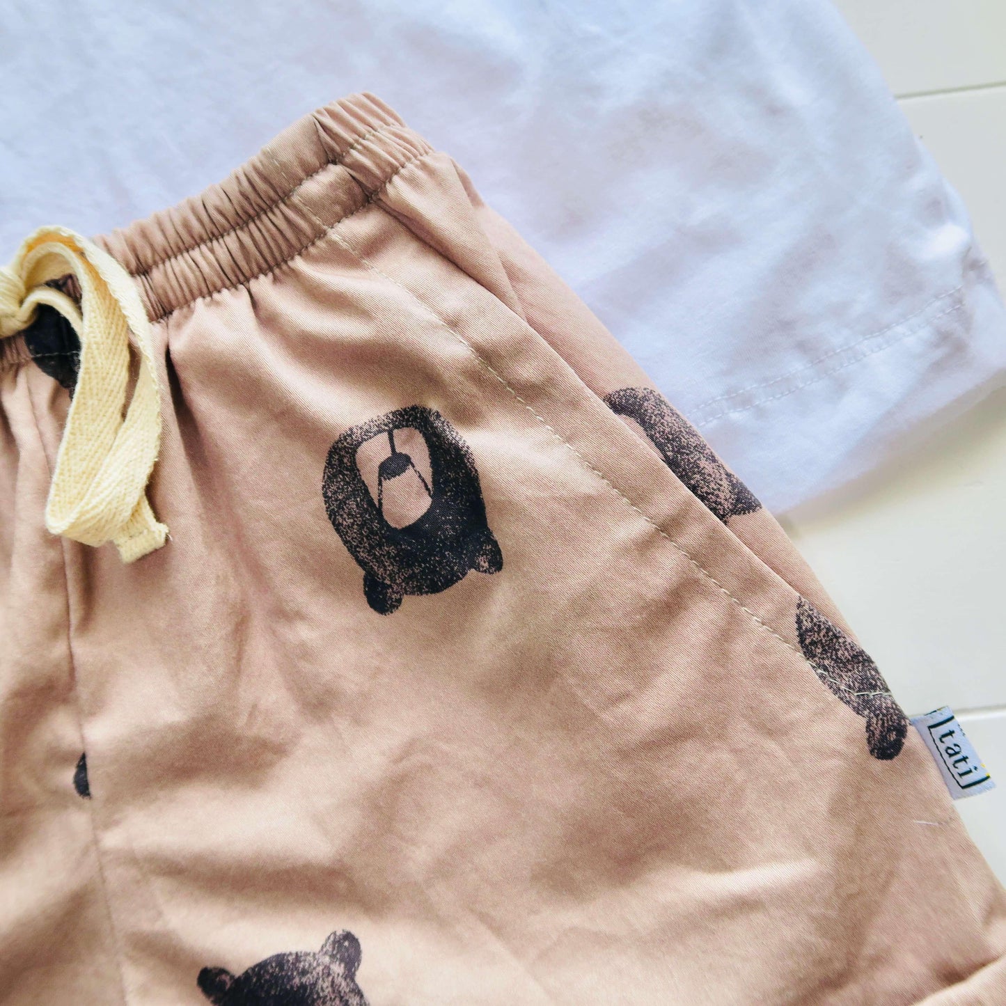 Caper Top & Shorts in White Stretch and Teddy Bear Print - Lil' Tati