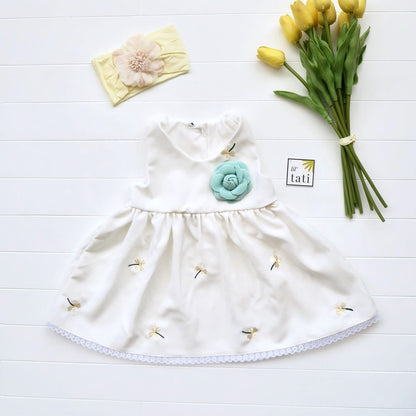 Iris Dress in White Floral Embroidery - Lil' Tati