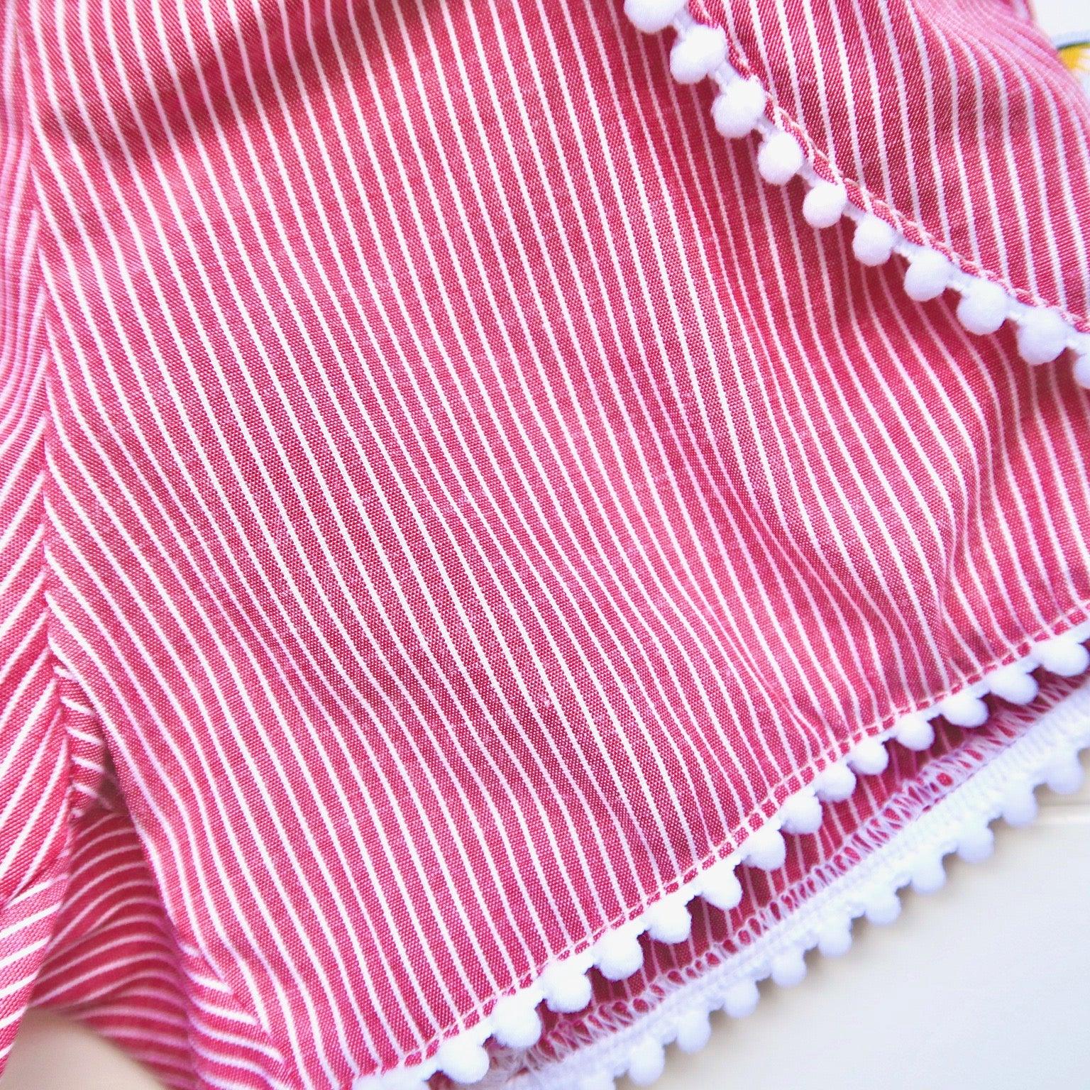 Pompom Shorts in Red Pinstripes - Lil' Tati