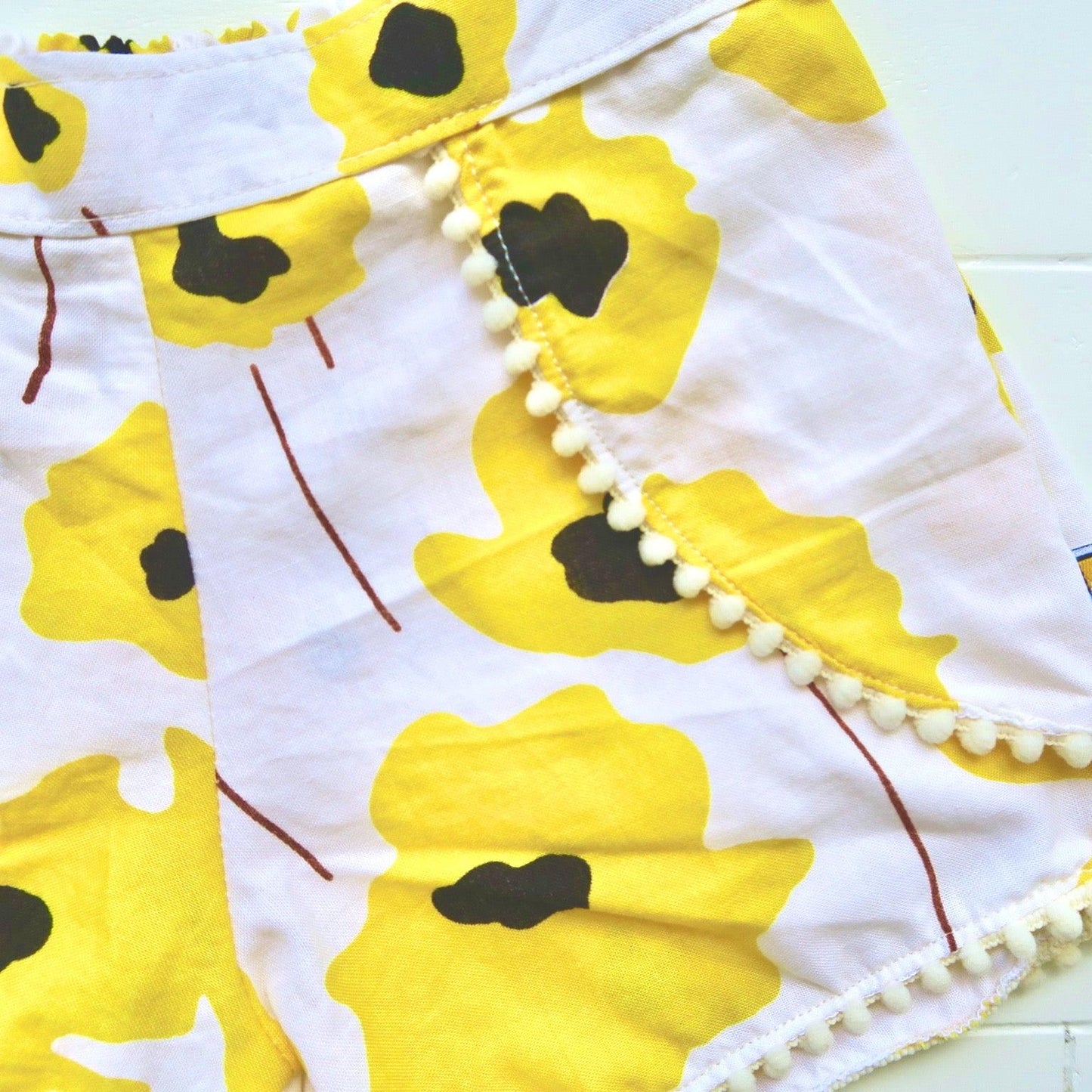 Pompom Shorts in Yellow Flowers - Lil' Tati