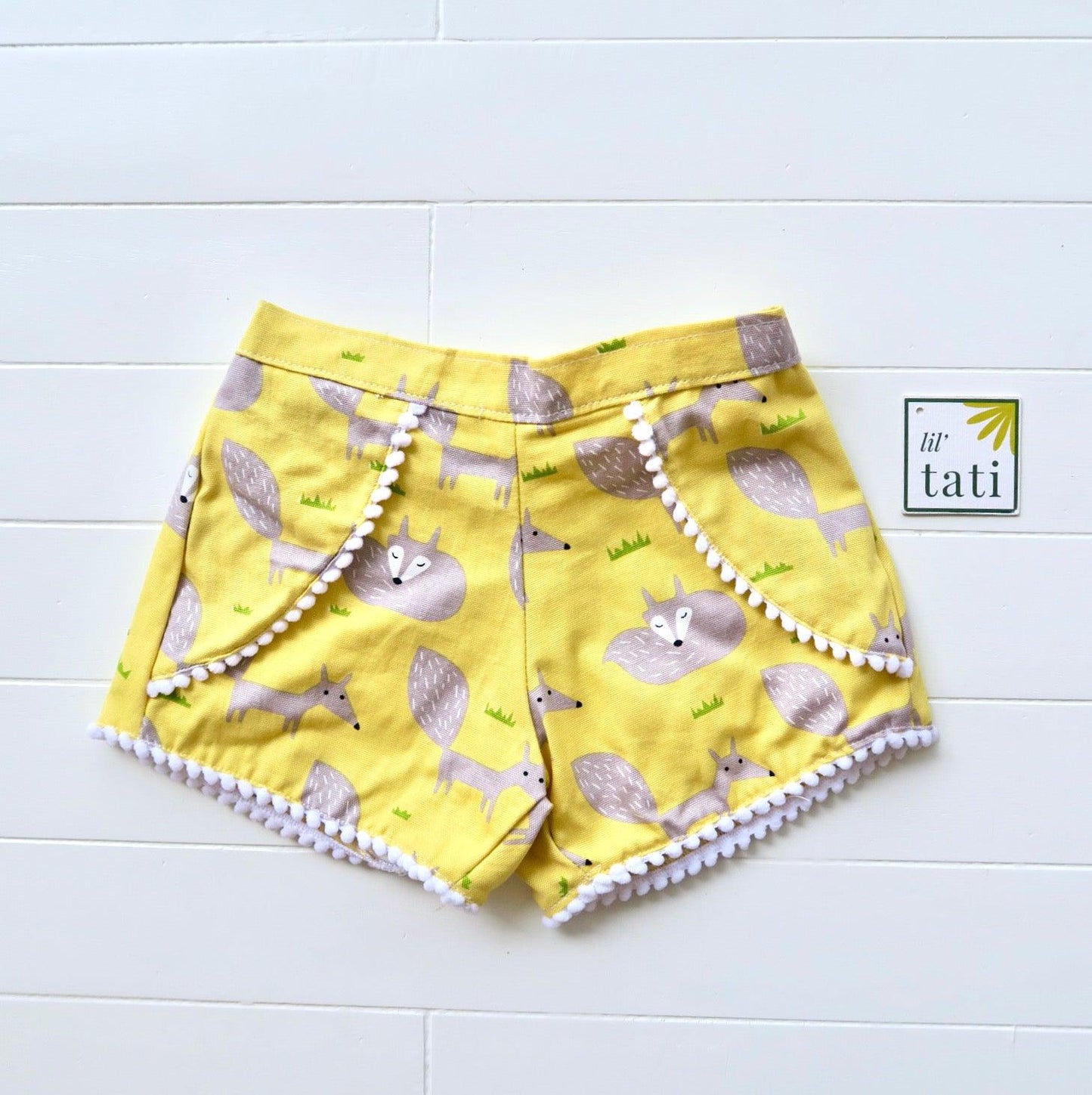 Pompom Shorts in Yellow Fox - Lil' Tati
