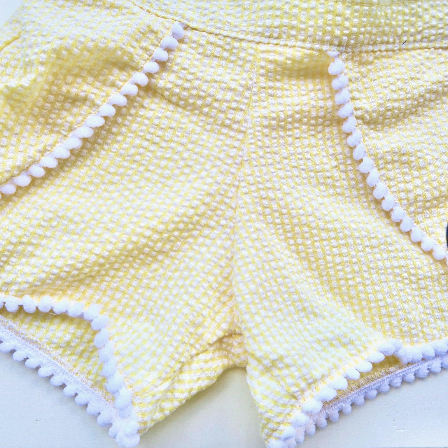Pompom Shorts in Yellow Seersucker - Lil' Tati