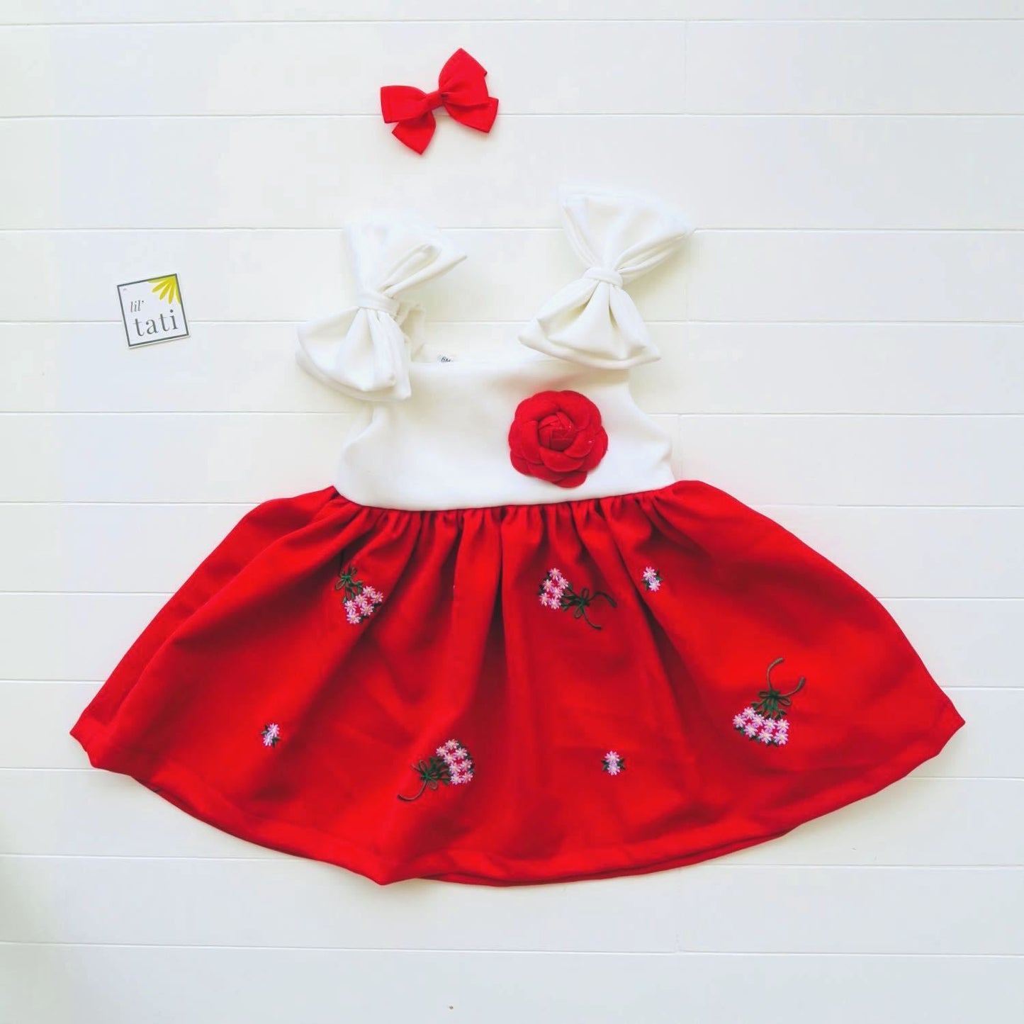 Poppy Ribbon Dress in White Neoprene and Red Embroidery - Lil' Tati