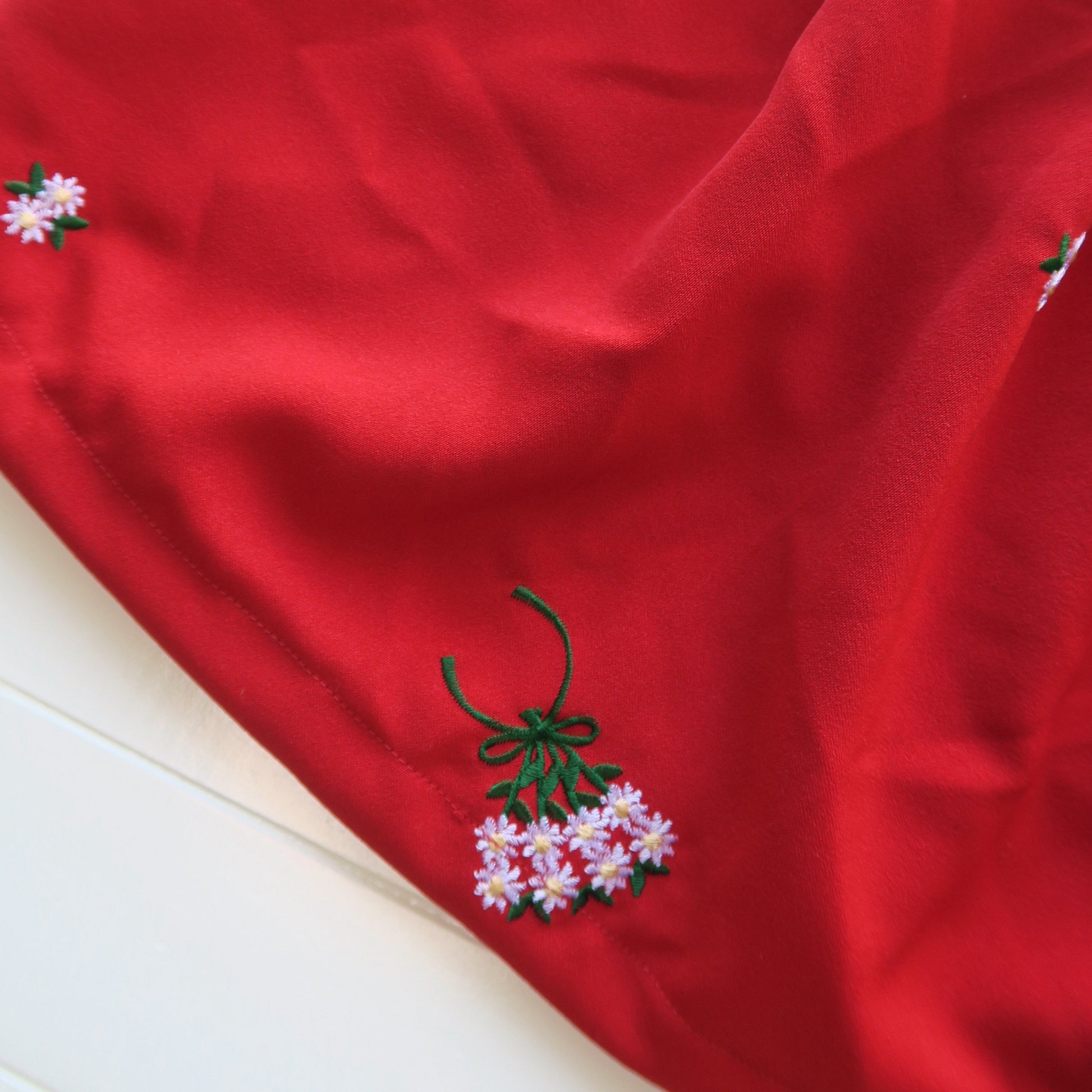 Primrose Dress in White Neoprene and Red Floral Embroidery - Lil' Tati