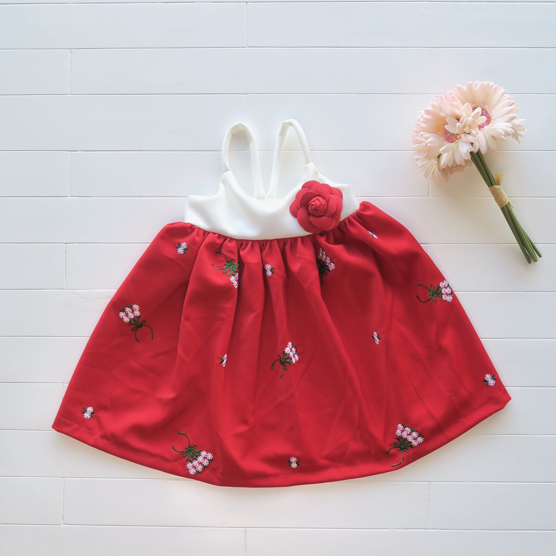 Primrose Dress in White Neoprene and Red Floral Embroidery - Lil' Tati
