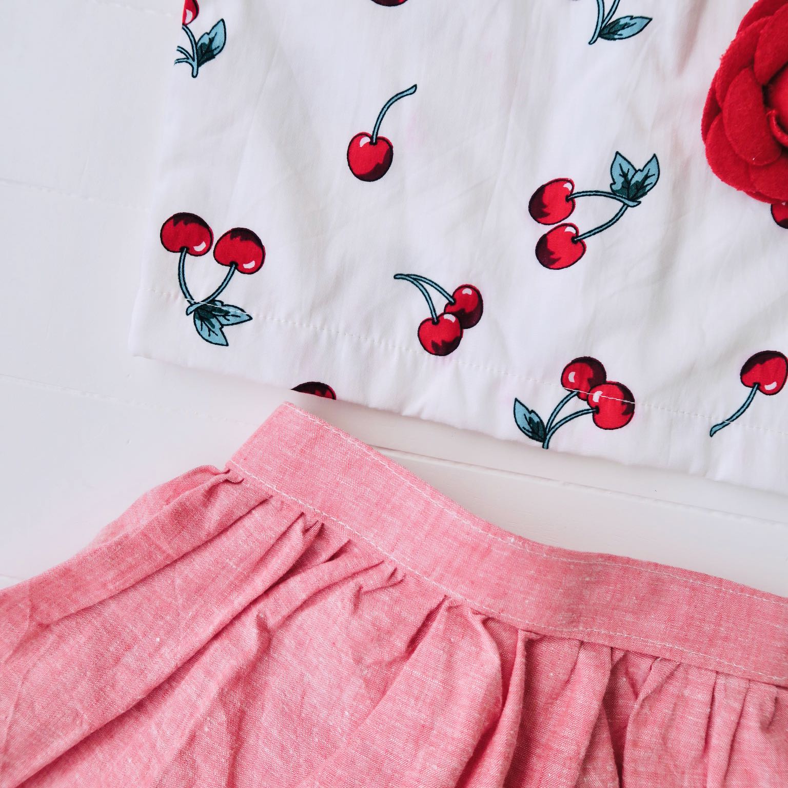 Sage - Tie-strap Top and Skirt in Cherries White and Red Linen - Lil' Tati