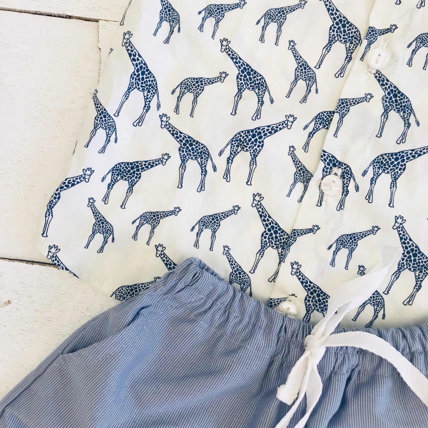 Cedar Top & Shorts in Giraffe White and Pinstripes - Lil' Tati